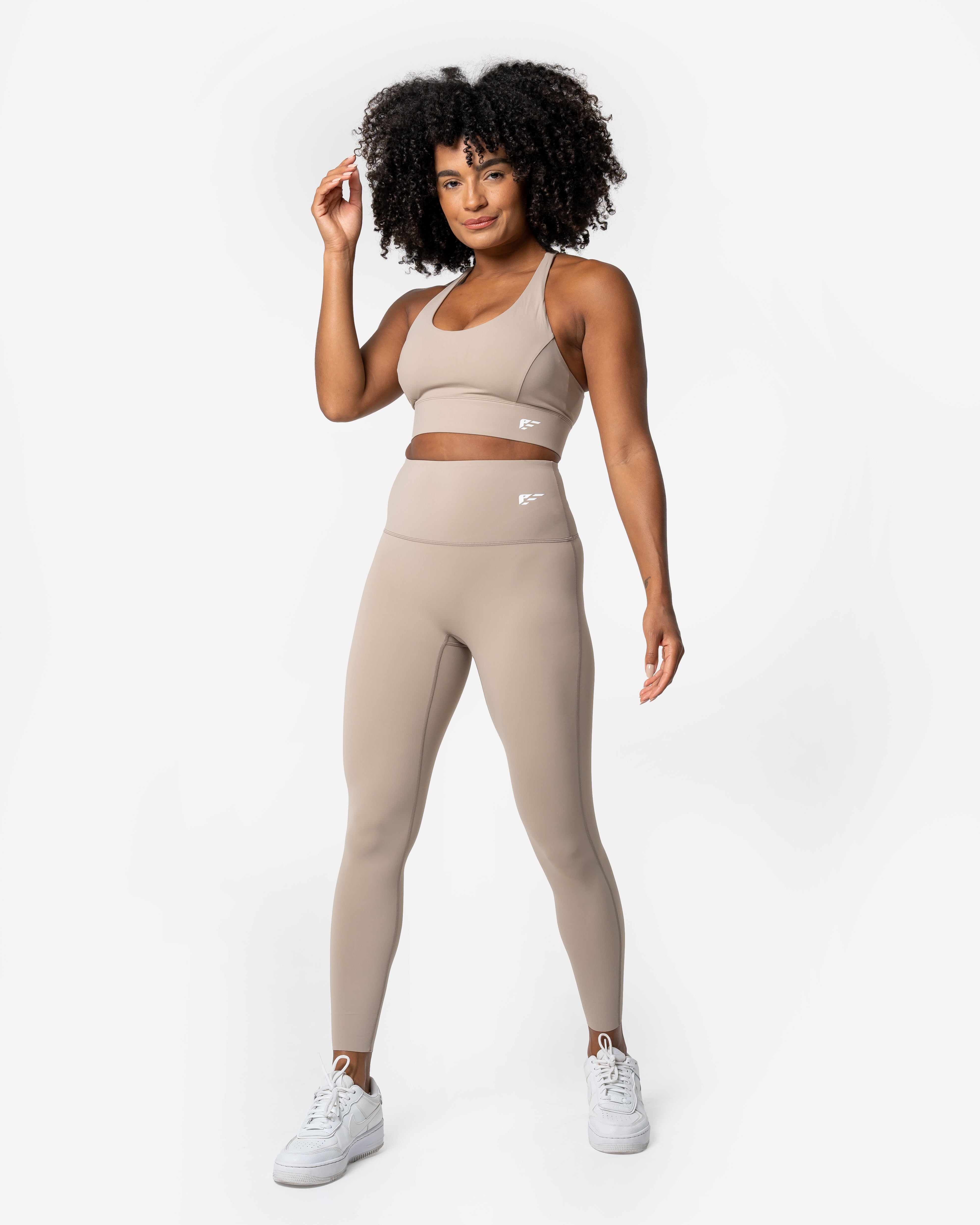 Evolve Set – Beige