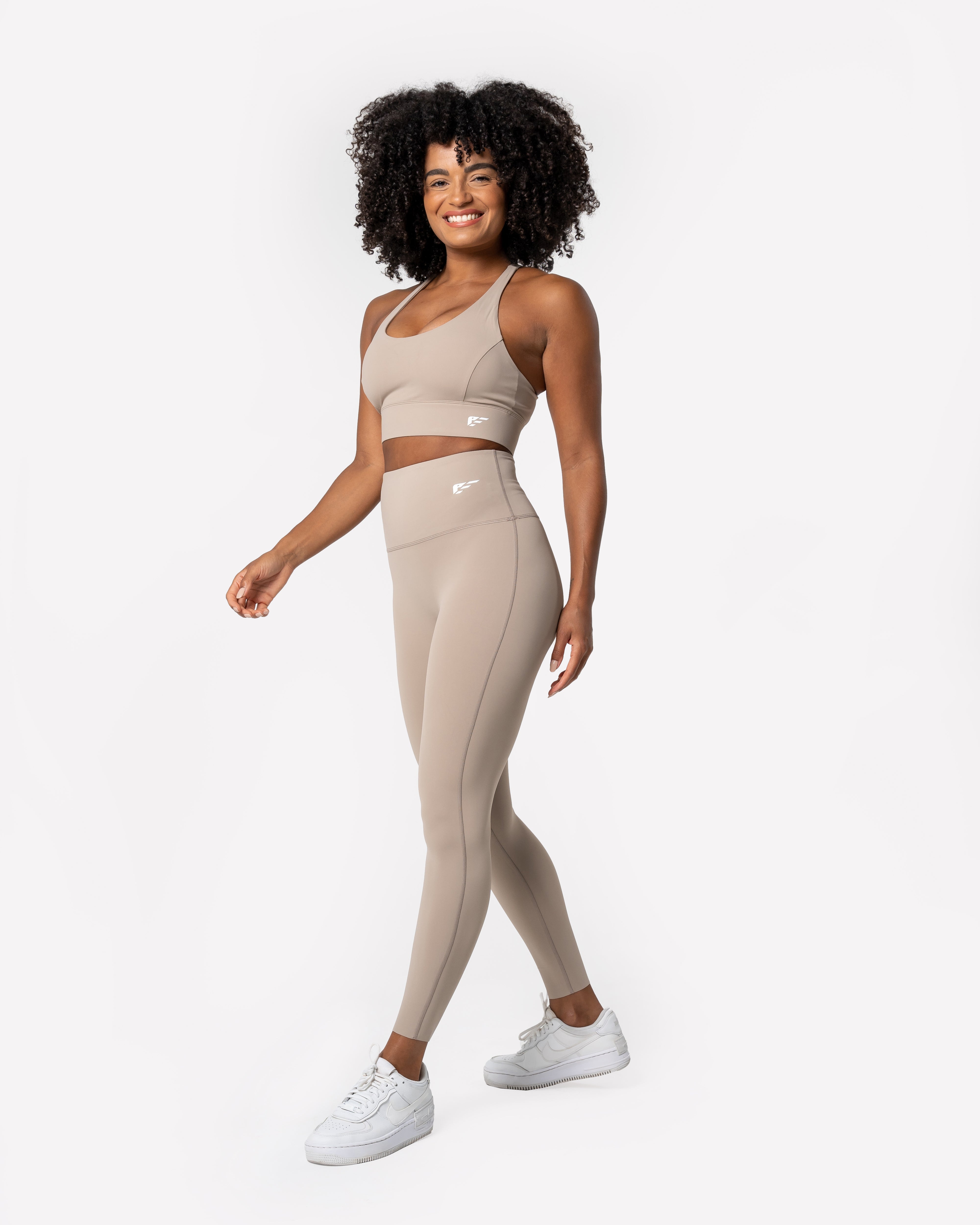 Evolve Set – Beige